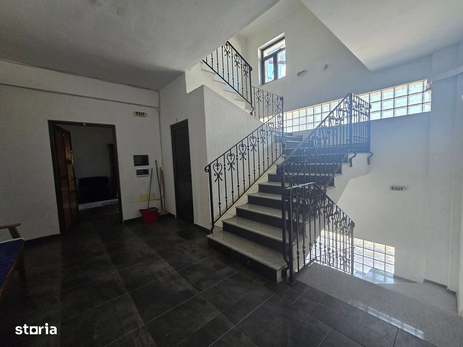 Clădire P+2 , Spații comerciale, Showroom, Spațiu Service
