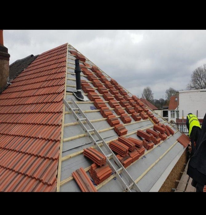 Executăm montaj acoperişuri jgheaburi burlane