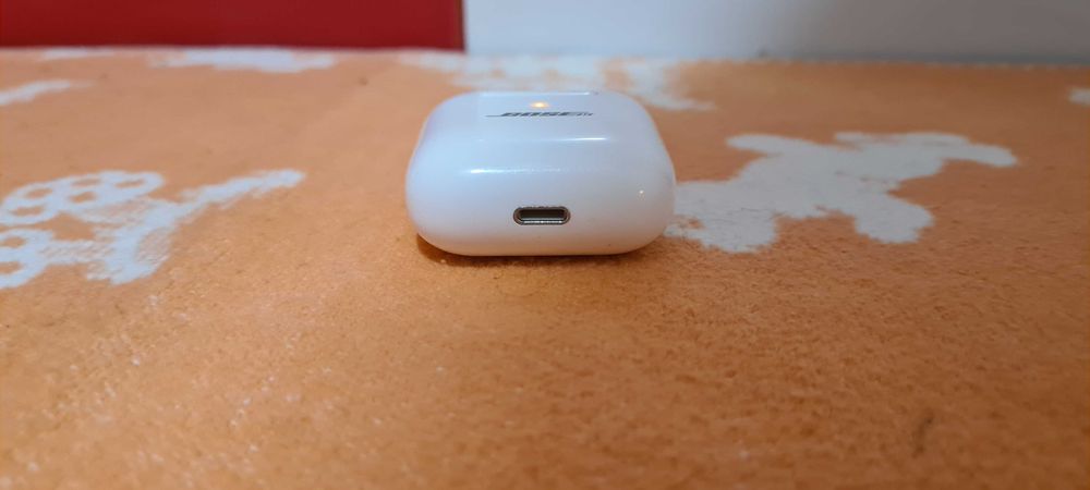 Casti super bune = 100 lei