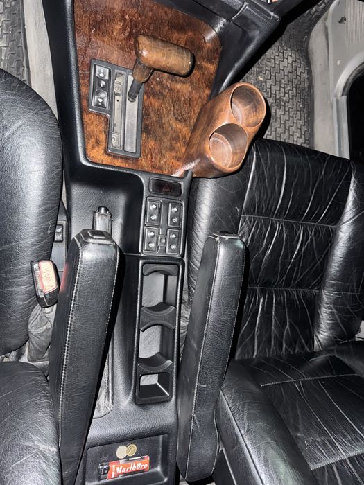 Продам подстаканник на BMW e34