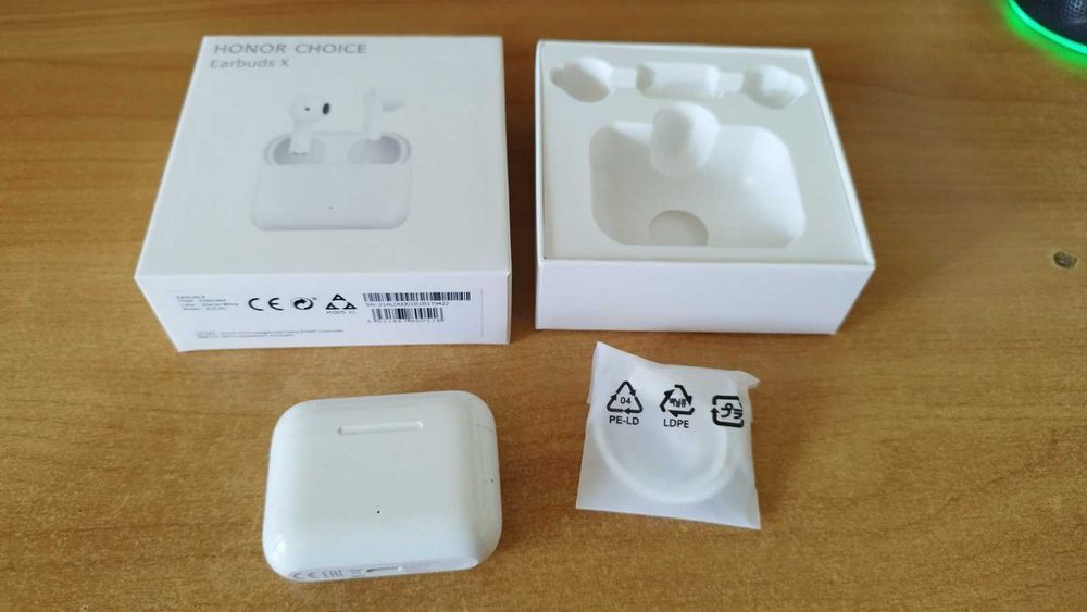 Продавам нови безжични слушалки HONOR CHOICE Earbuds X.