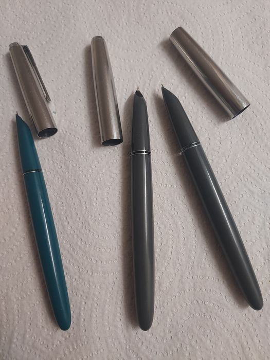 Lot stilouri China penita aur 12k