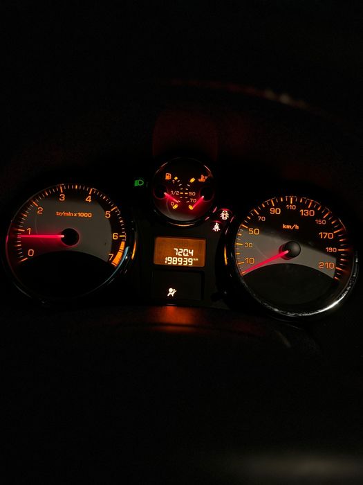 Peugeot 207 CC 1.6 Benzină