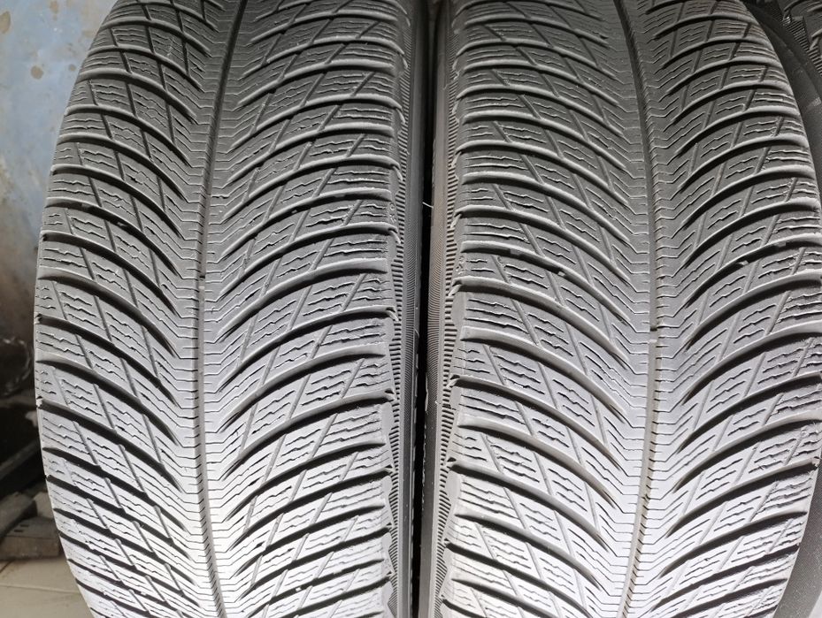 Patru Anvelope de iarnă 235 60 18 Michelin