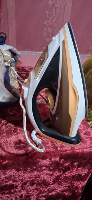 Срочно продам утюг