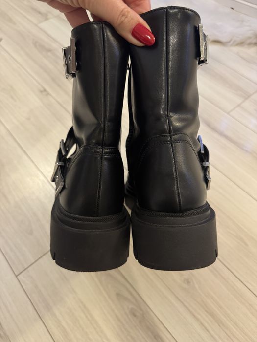 Ghete Zara, marimea 39