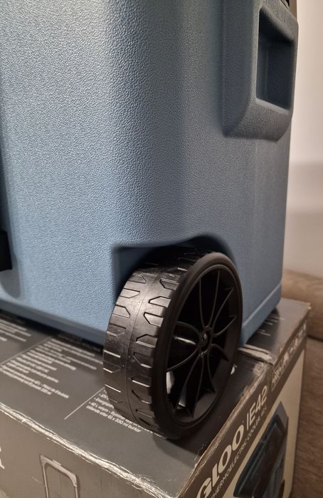 Lada frigorifica IGLOO IE42 42L 12V/230V | Desigilata pentru proba