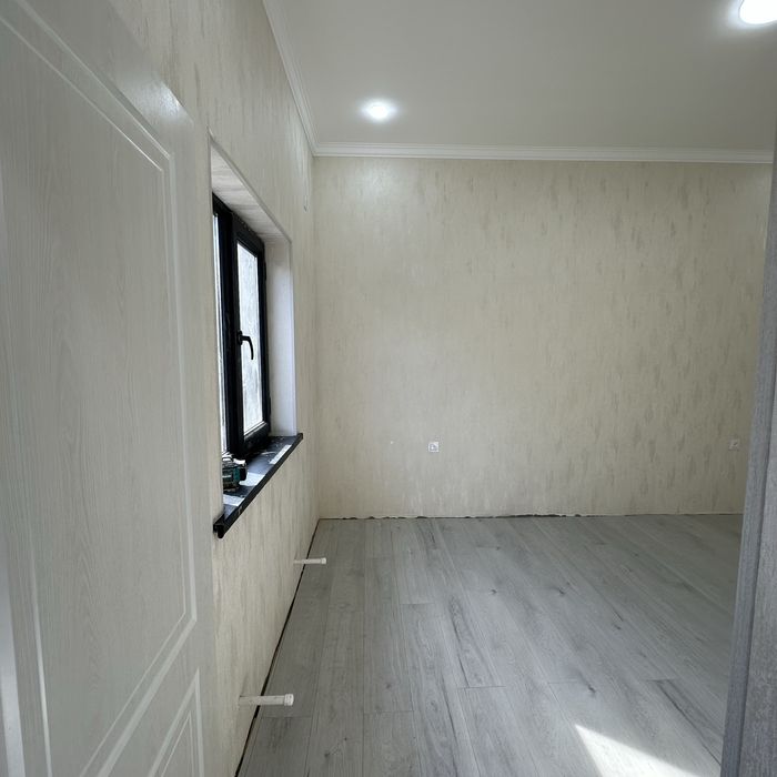 Срочно продаётся 1 - комнатаный коттедж