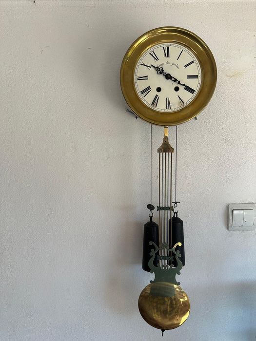 Vand ceasuri cu pendul