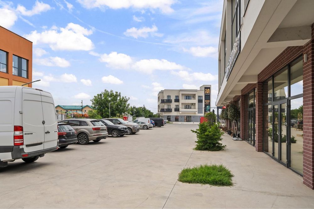 Aerocity Plaza- Spatiu unicat cu predare din 1 August