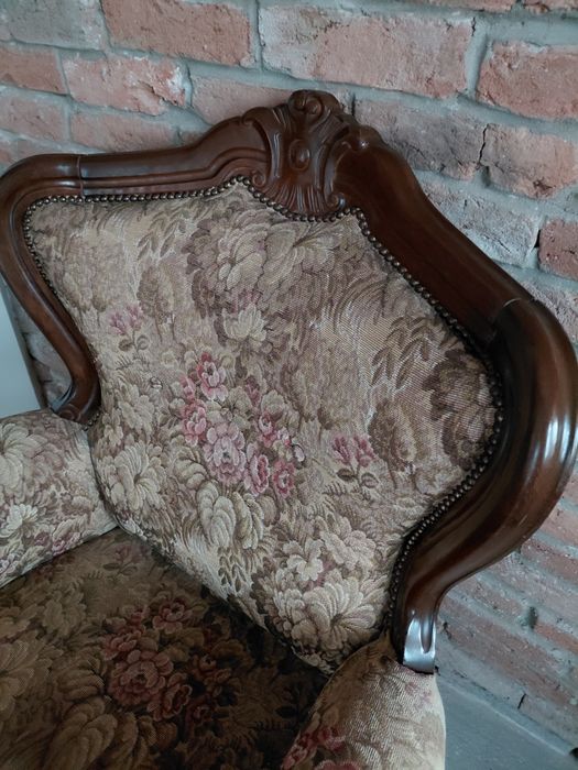 Античен бароков комплект от 3 кресла и маса