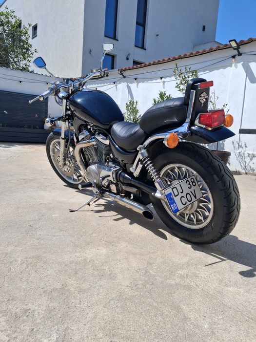 Vând suzuki intruder
