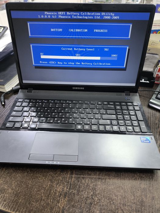 Продам ноутбук Samsung NP300E5X