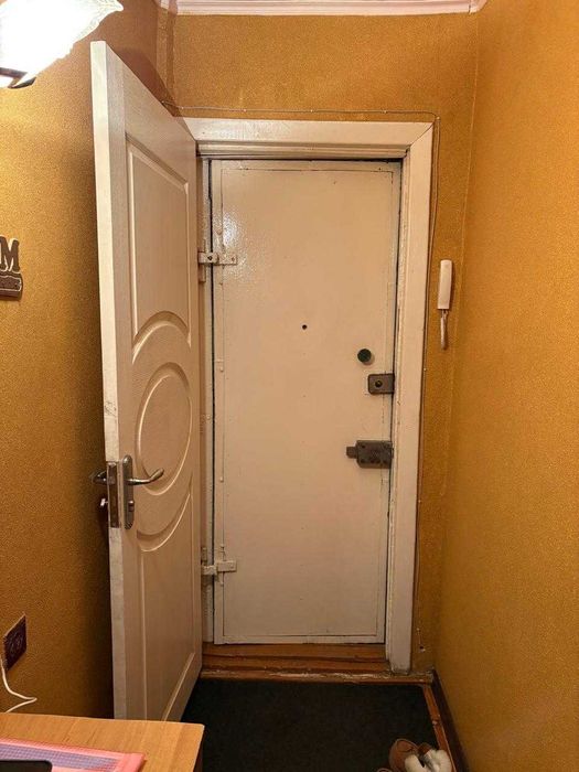 Продам 2 ком квартиру в районе Уюта