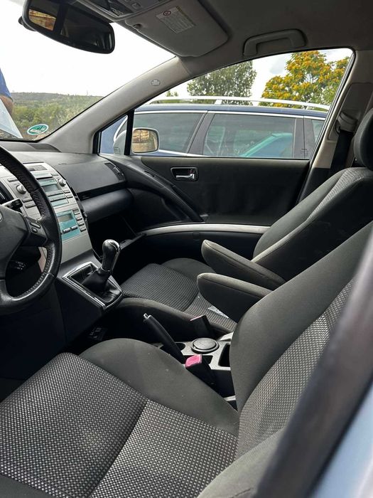 Toyota Corolla Verso 2008 на части