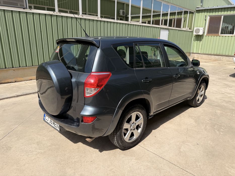 Vand Toyota Rav 4