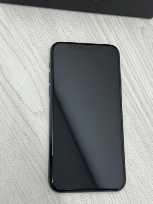 Продам IPhone 11 Pro Green 256GB