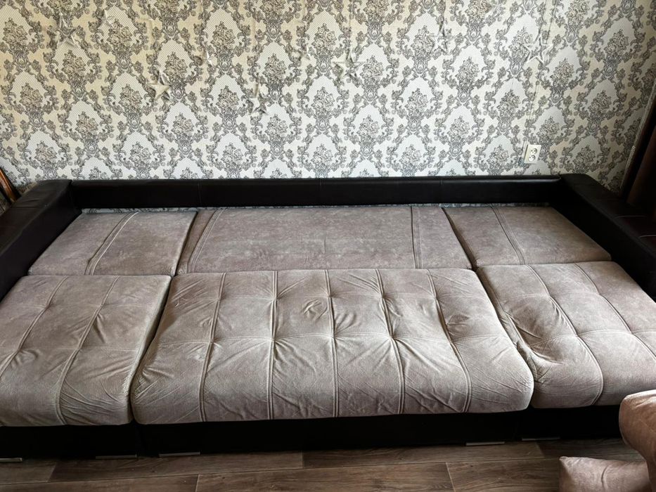 Продам диван 4м., б/у за 20.000т.