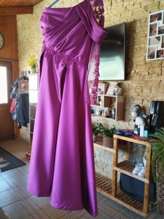 Vând rochie de seara