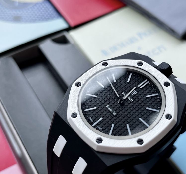 Часы AP x Swatch Royal Pop