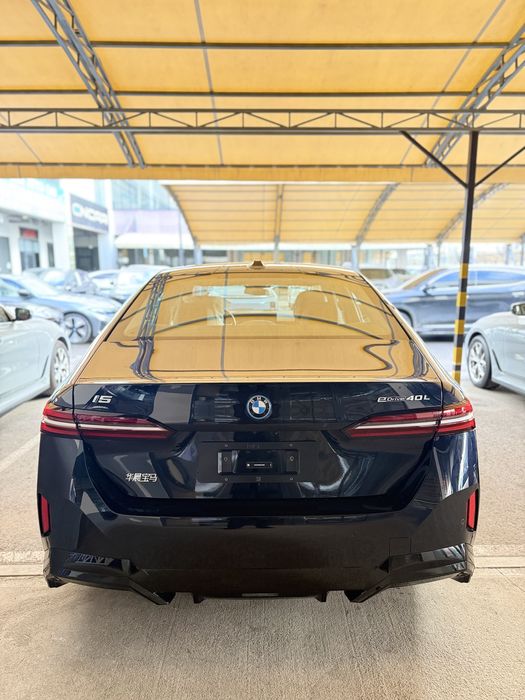 Bmw i5 40l m-sport 2025