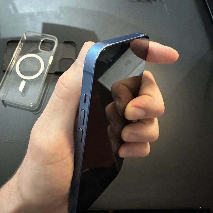 iPhone 13 512гб синий с дефектом (торг)