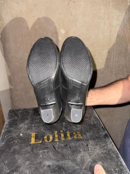 Туфли женские,кожаные.