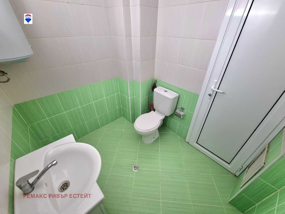 Продава се Двустаен апартамент в Русе, Чародейка - Юг - 104 кв.м за 417 €/кв.м - Снимка #9