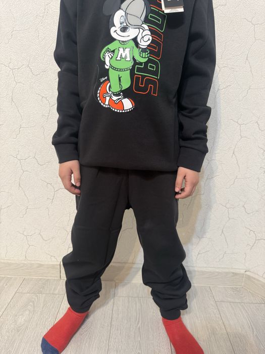 Продам кастюм адидас