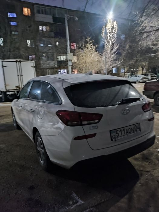 Продам хиундай ай 30