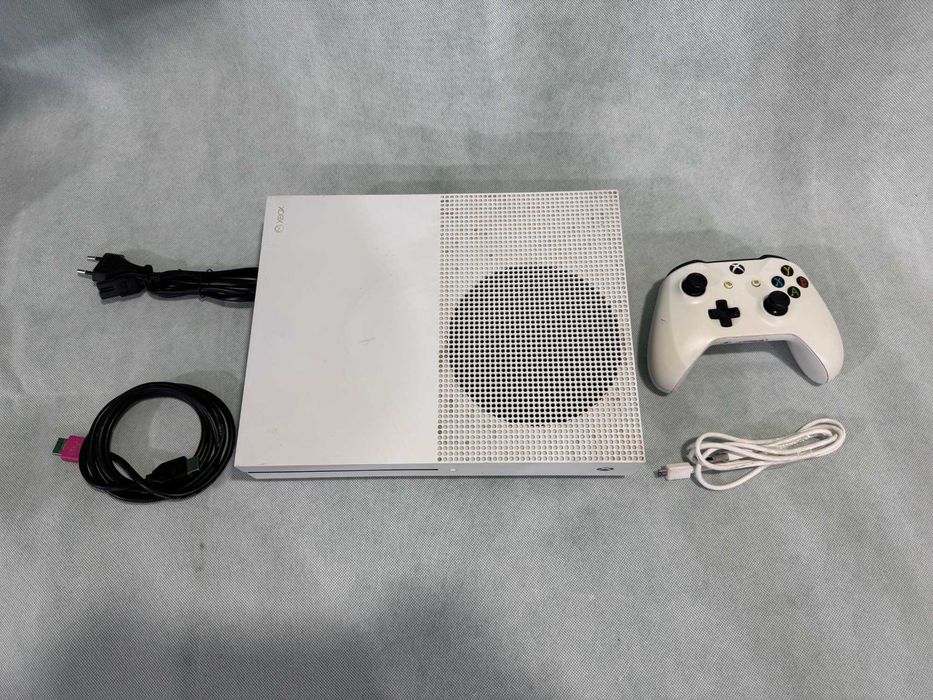 Конзола Xbox One S /2016 / 1ТB / X5