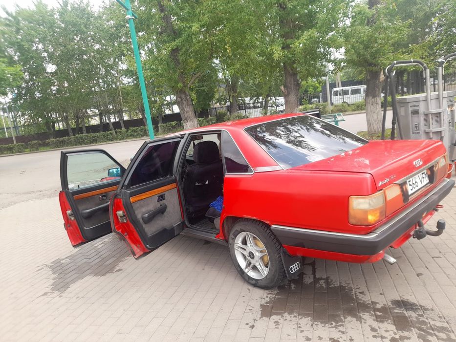 Продам ауди 100 в хорошем состоянии