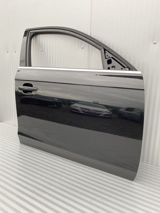 Usa dr fata Audi A4 B8 2008-2015 cod de culoare LZ8Y