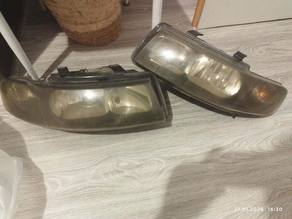 Фарове Seat LEON