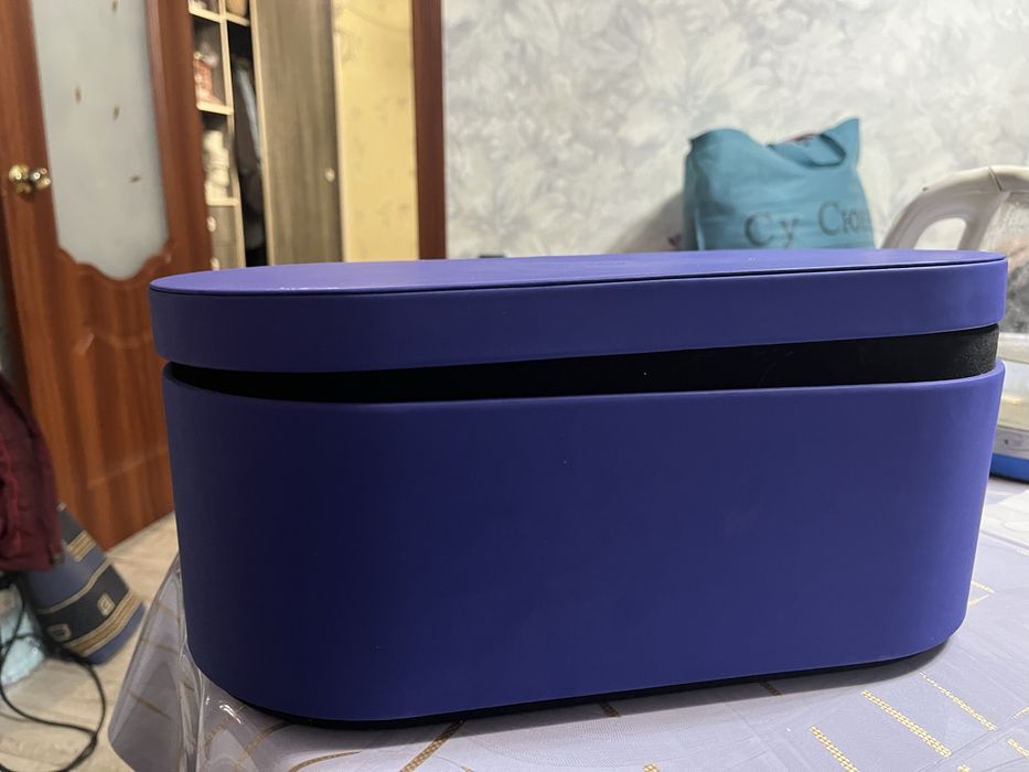 Продам дайсон оригинал