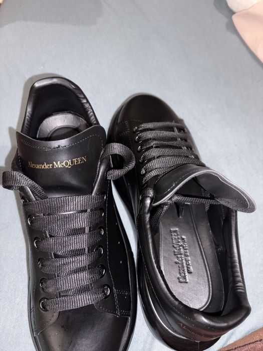 Alexander McQueen full black Sneakers