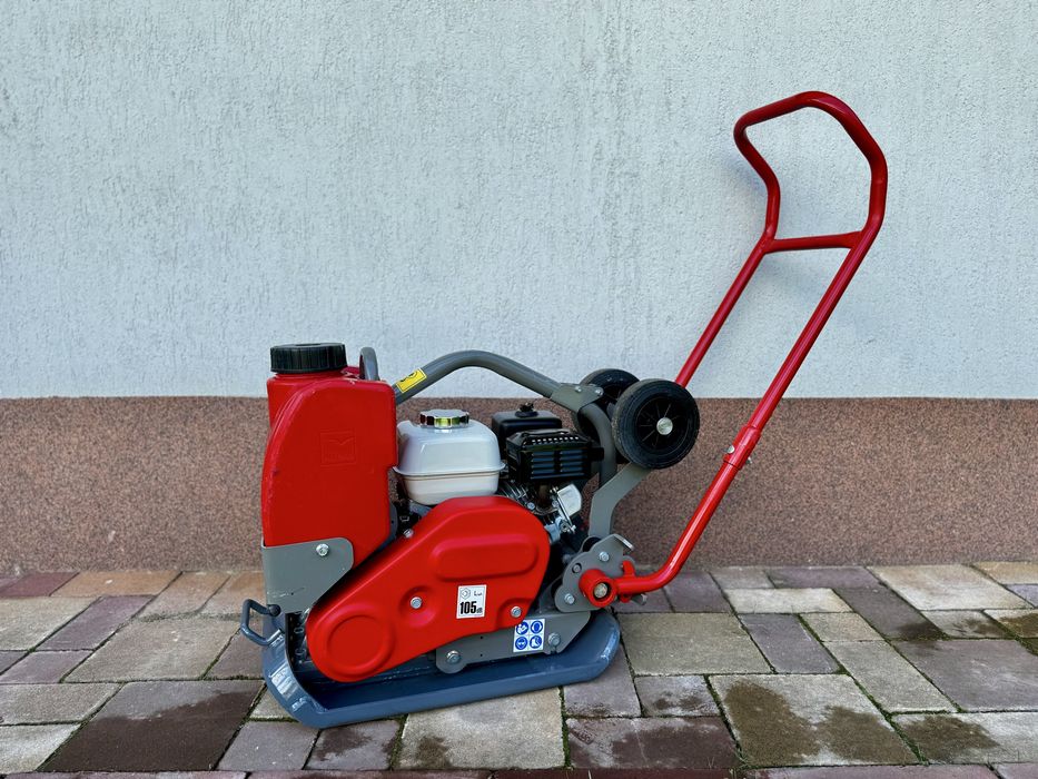 Placa compactoare Altrad Belle PCU07, NOUA! Motor Honda GX120, 70kg!