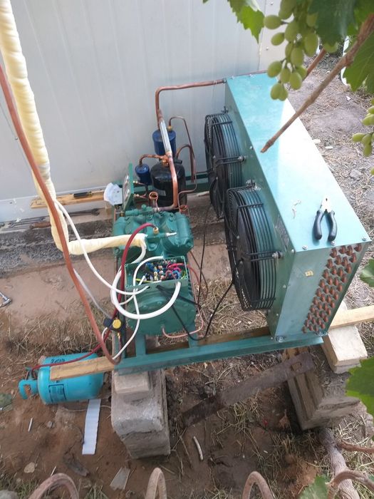 Muzlatkich goʻsh mahsulotlari uchun taxlangan