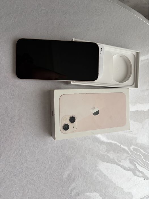 Продам б/у iphone 13 на 128 гигабайт