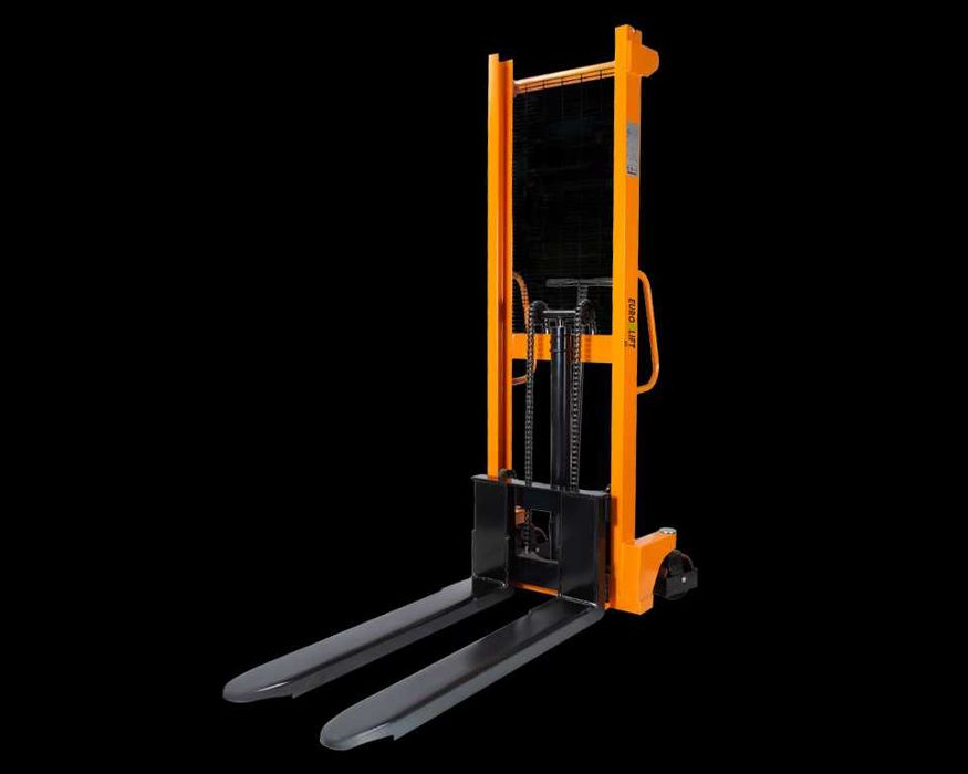 Электрический  Штабелер  Рохля Штаблер shtabler SAAB 1,5T 4metr