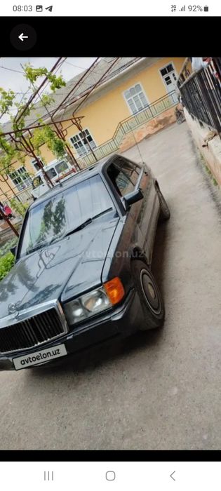 Мерседес Бенс 190 Сотилади.
