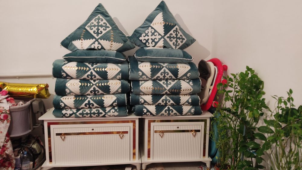 Сегыз корпеше торт жастык екы сандык барлыгы нови быр рете колданбаган