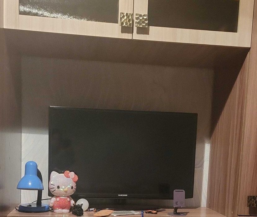 Продам телевизор