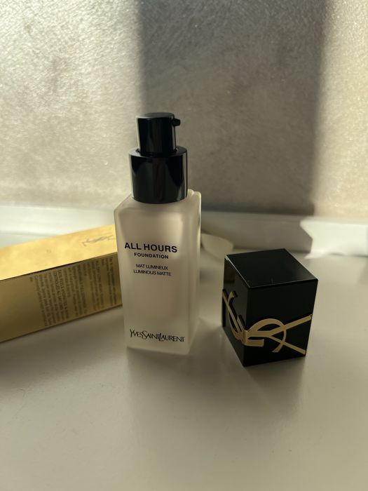 Fond de ten YSL