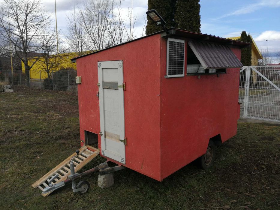 Cotet mobil pentru gaini