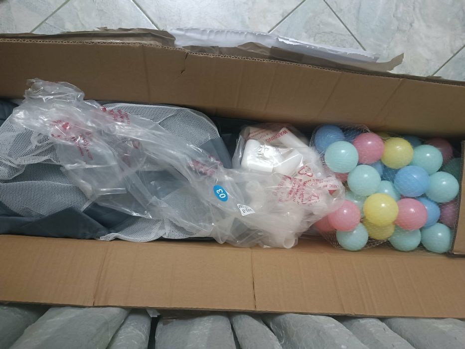 Нова кошара за игра 180/200 с комплект топчета за игра