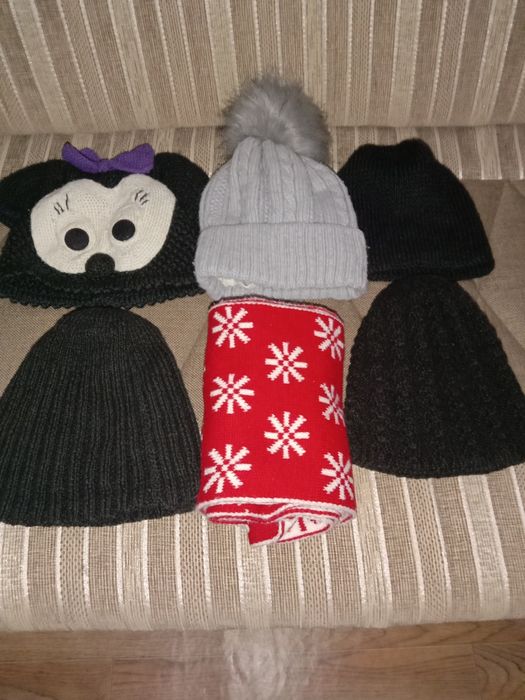 Накидки меховая и непромокаемая для девочек