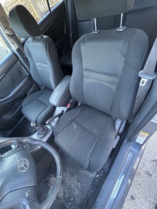 Тойота авенсис 2,2д 177кс на части/avensis 2,2 d-cat 177ks na chasti