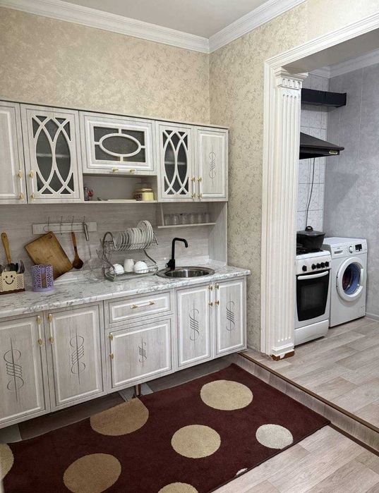 Мега планет олдида 11 кварталда ФАҚАТ ҚИЗЛАР учун КВАРТИРА