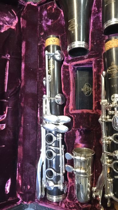 Vând clarinete diverse modele Yamaha și Buffet crampon